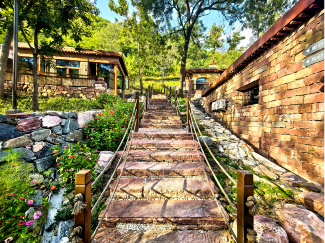 1759123673-e435df4e91d13bb